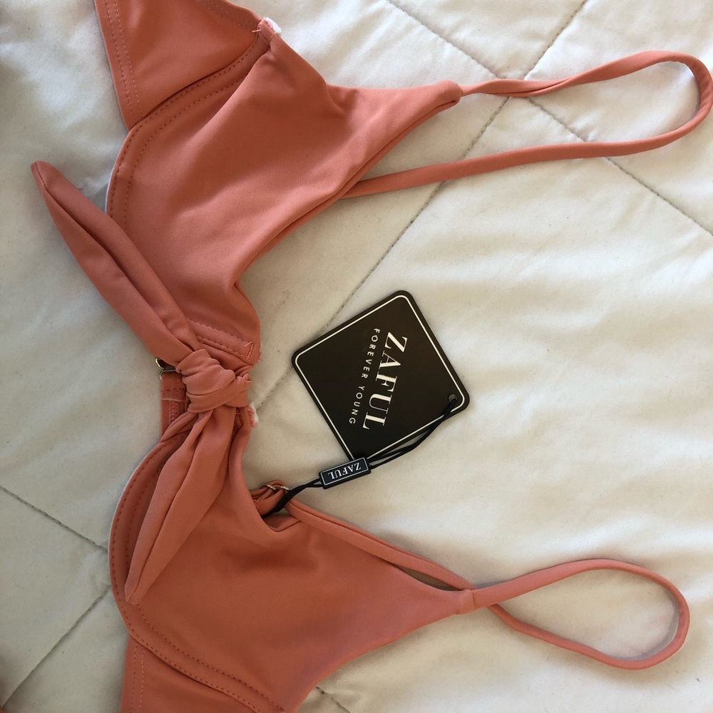 Sold - Picture 5 of 8